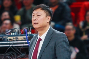 李秋平期望上海男篮打造王朝，球队具备实力与希望