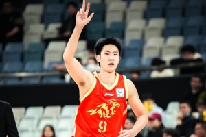山西男篮用现金交易从广厦队引进赵嘉仁