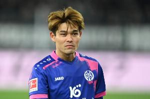 佐野海舟加盟美因茨初期身价仅250万欧，如今一年半内飙升至4000万欧，增值15倍！