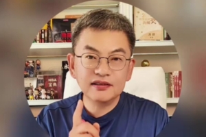 苏群:马刺缺一个卡鲁索&若拥有了则至少拿2-3冠 哈滕防住了文班