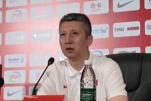 郭士强表示：最关键的是失误问题，减少失误则有望赢得比赛