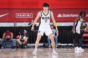 李贤重表示:今年夏天可能是最后一次冲击NBA,能感觉到马刺真心想考察我
