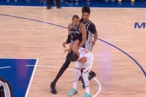 NBA将对文班对布伦森的犯规行为进行审查，以判定是否追加处罚