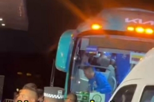 哥伦比亚队伍抵达墨西哥城，首场世界杯赛事迎战乌兹别克斯坦队