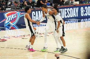 马刺连续选中文班卡斯尔和哈珀！火媒报道：NBA禁止球队连续三年获得Top5选秀权