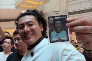人气真的旺！王大雷出席帕尼尼粉丝见面会，场面十分火爆