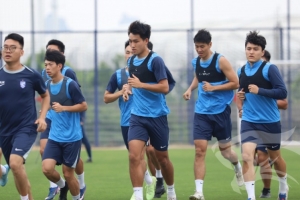 短暂休整后，武汉三镇一线队今日集结完毕