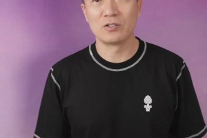 C罗梅开二度！黄健翔：都说这届是诸神黄昏，没想到是众神归位